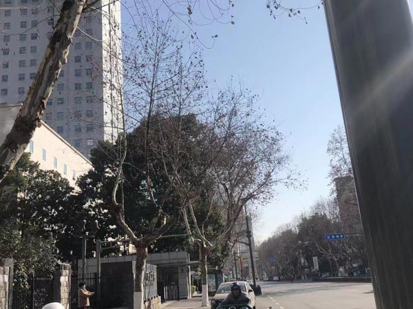 在哪個刑事階段可以辦理取保候?qū)彛可虾Ｈ”：驅(qū)徛蓭煾嬖V您