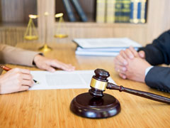 <b>上海刑事律師視角下的“展西亮受賄案”深度解析</b>